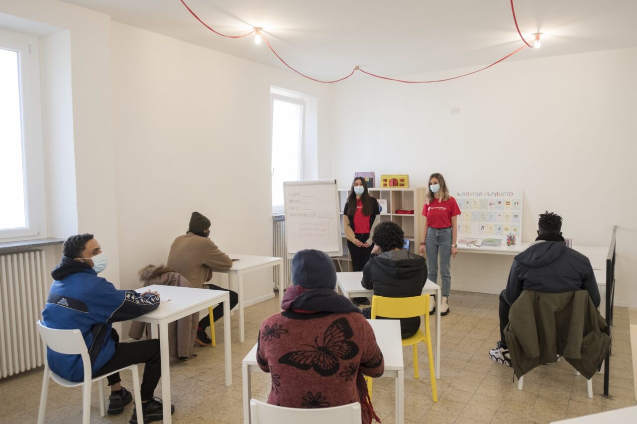 Esselunga e Save The Children: nasce a Torino CivicoZero