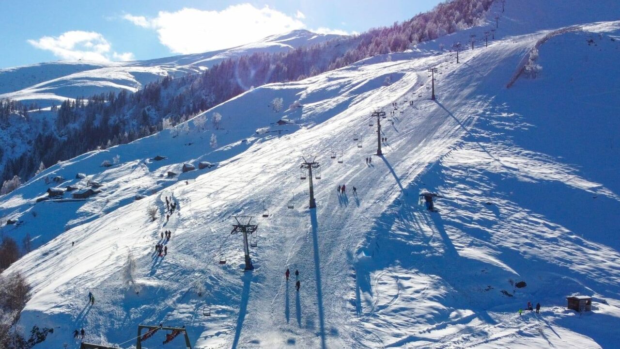 Impianti sciistici chiusi, lunedì la protesta del “Popolo della montagna”