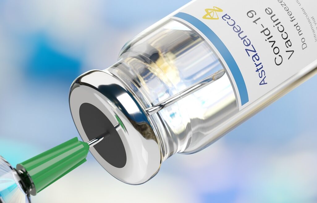 Chi ha paura di Astrazeneca? Tanti lo rifiutano, i dati dicono che funziona