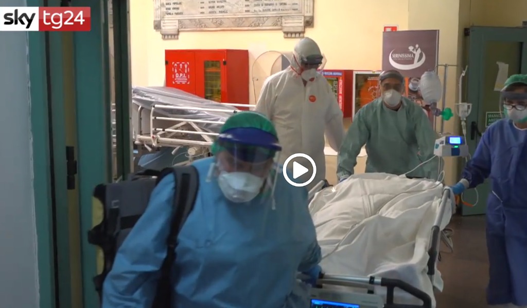 E’ allarme Covid in Piemonte, i medici: “Gli ospedali sono al collasso”