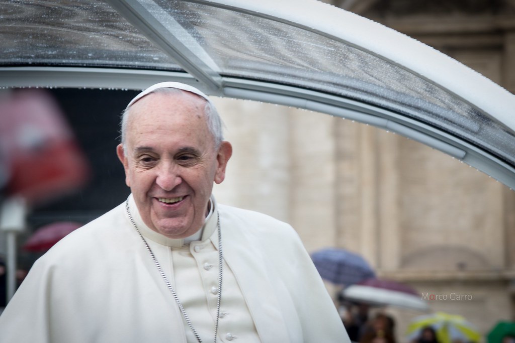 Papa Francesco: “Vaccini strumento essenziale: presto nei Paesi poveri”