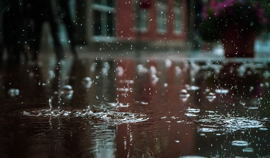 Oggi ancora pioggia, poi da mercoledì (tanto) sole | Meteo Lombardia