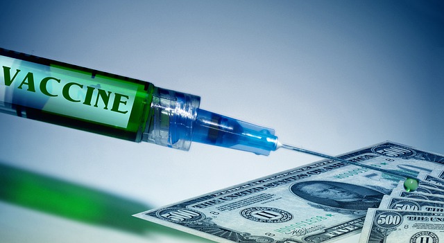 Quanto guadagnano le case farmaceutiche sui vaccini Covid