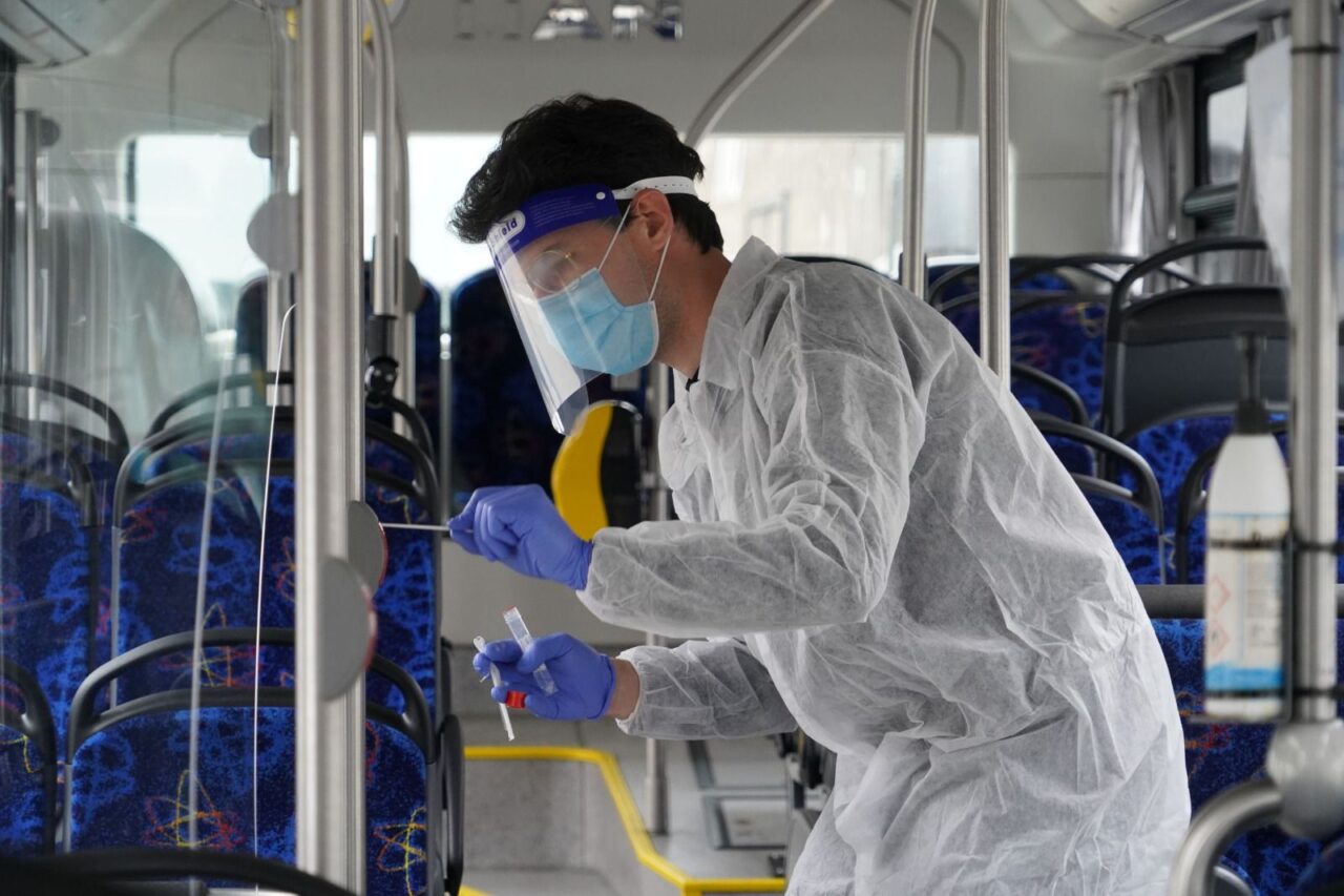 Primi tamponi anti Covid sugli autobus: risultati entro quattro giorni