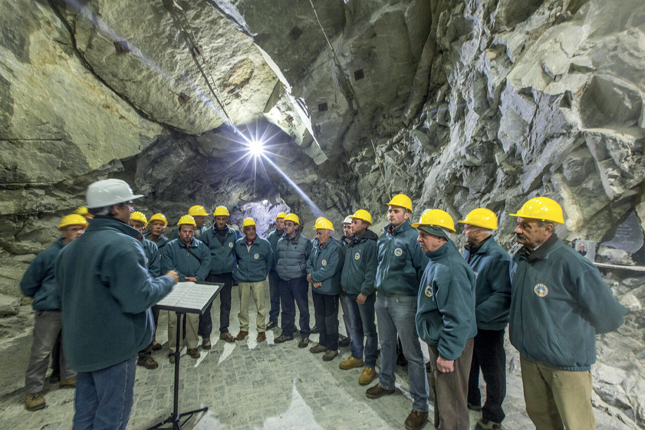Scopriamo le miniere a bordo dei vagoncini