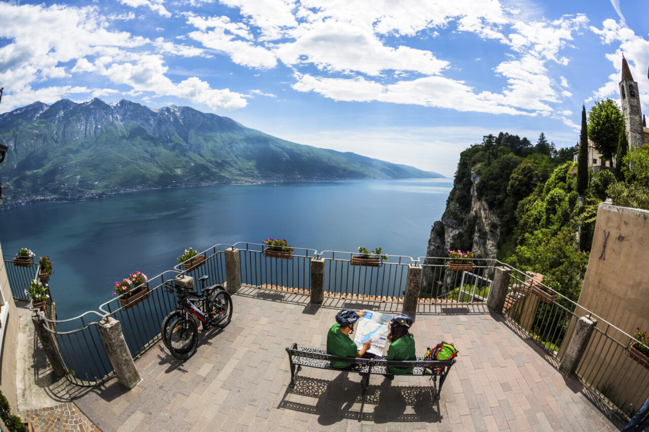 La sponda bresciana del Lago di Garda: che meraviglia!