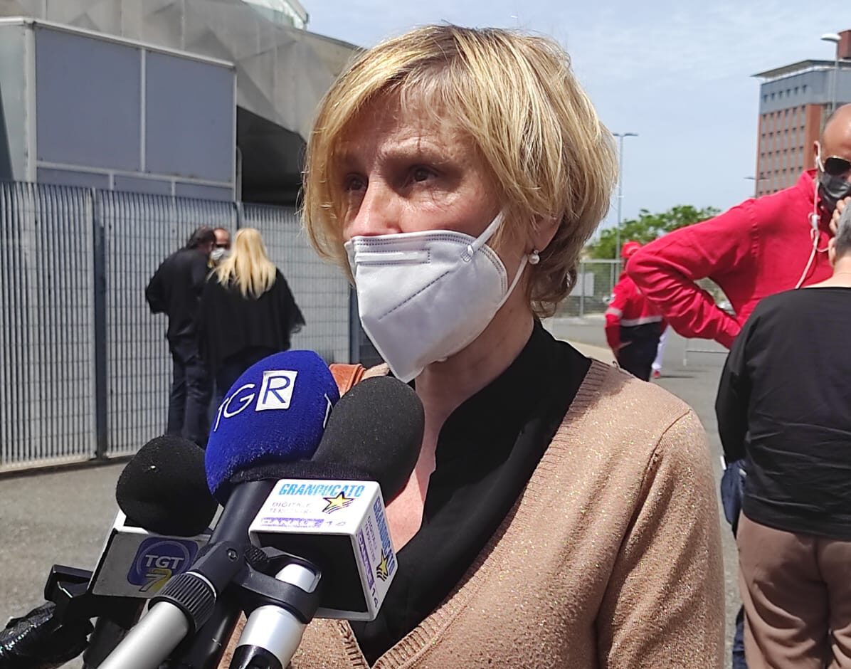 Vaccini, un altro errore in Toscana: quattro dosi Pfizer a una 67enne