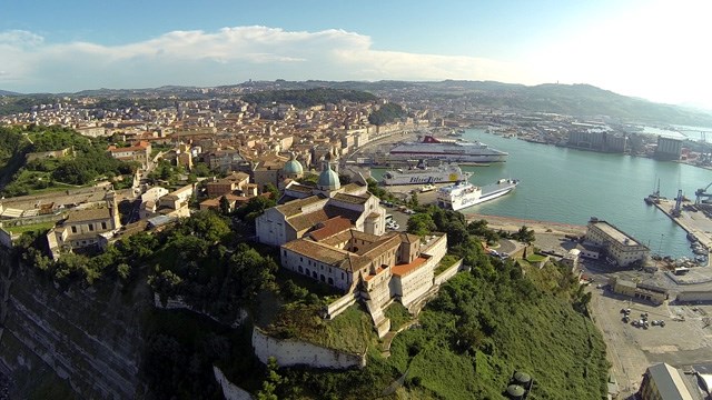 Marche: una terra d’arte, natura e passione