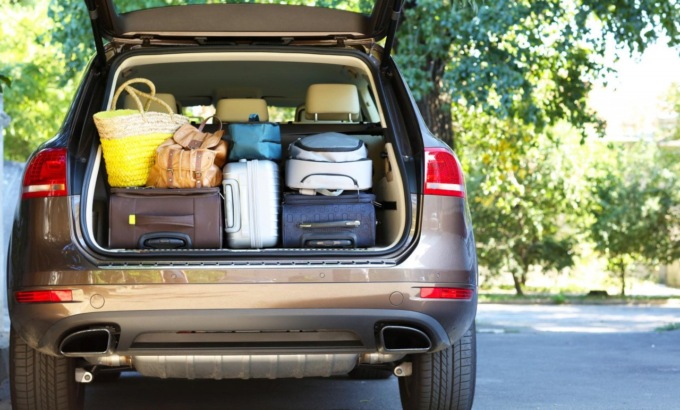 Come caricare il bagagliaio dell’auto