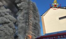 Devastante incendio a Milano: brucia palazzo di 15 piani. Magistratura già al lavoro per accertare le responsabilità