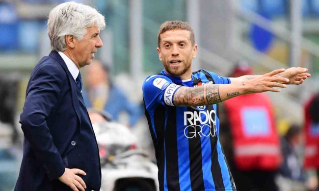 Papu Gomez shock: “Io aggredito negli spogliatoi dall’allenatore dell’Atalanta, Gasperini”