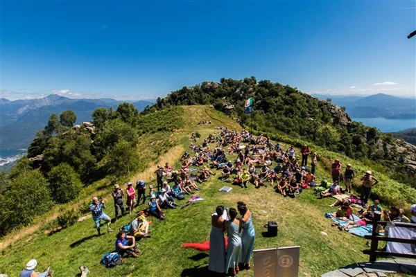 Una montagna ricca di manifestazioni