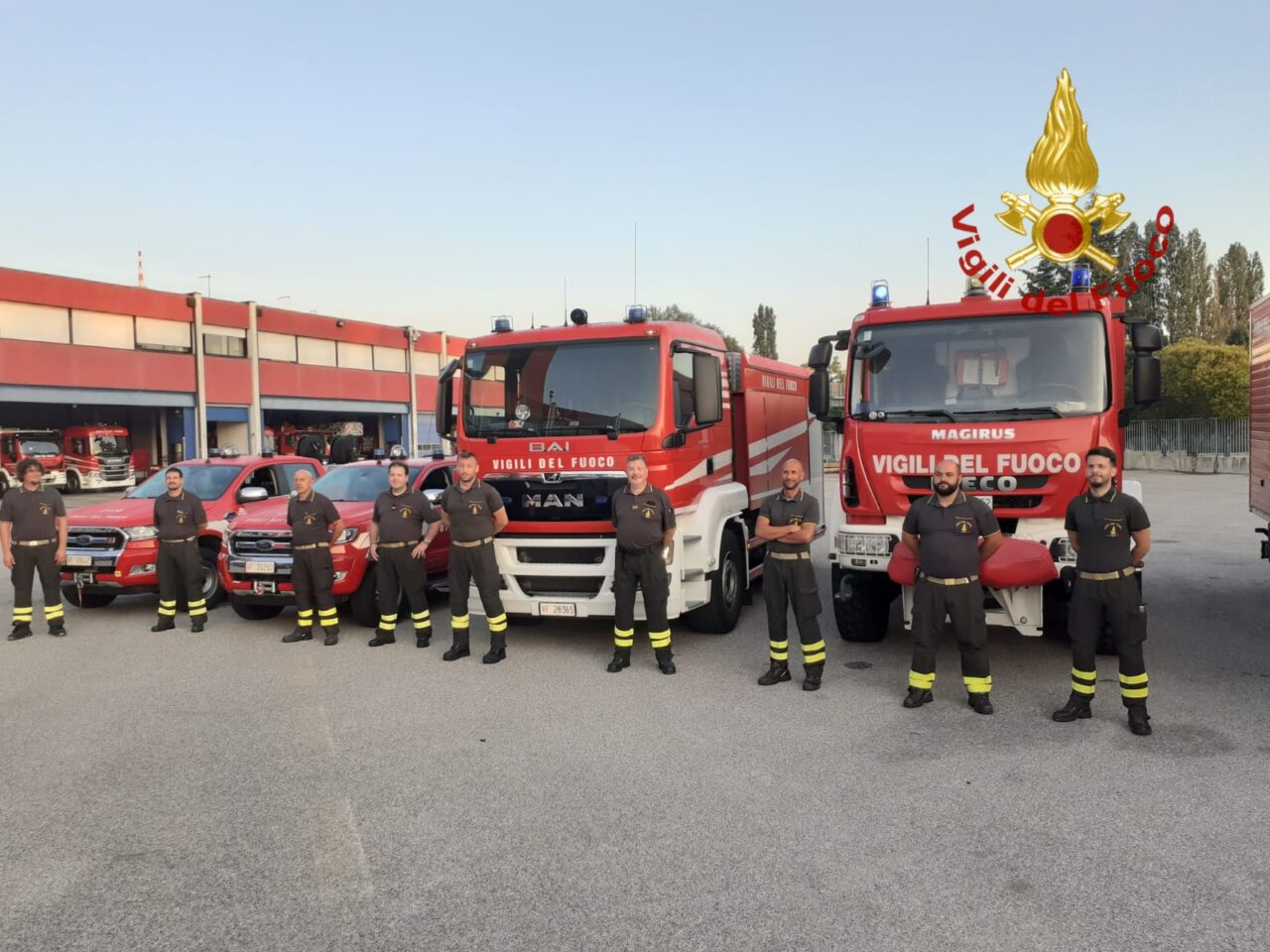 Sud Italia devastato dagli incendi, il Veneto invia Vigili del fuoco