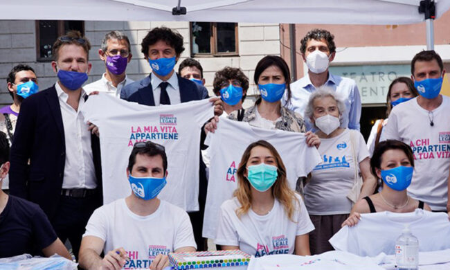Referendum eutanasia legale, superato il tetto di 750mila firme