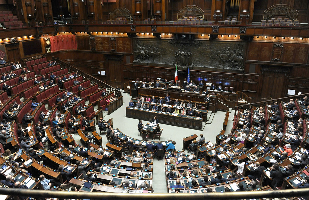 250 euro in meno al giorno per i parlamentari senza Green pass