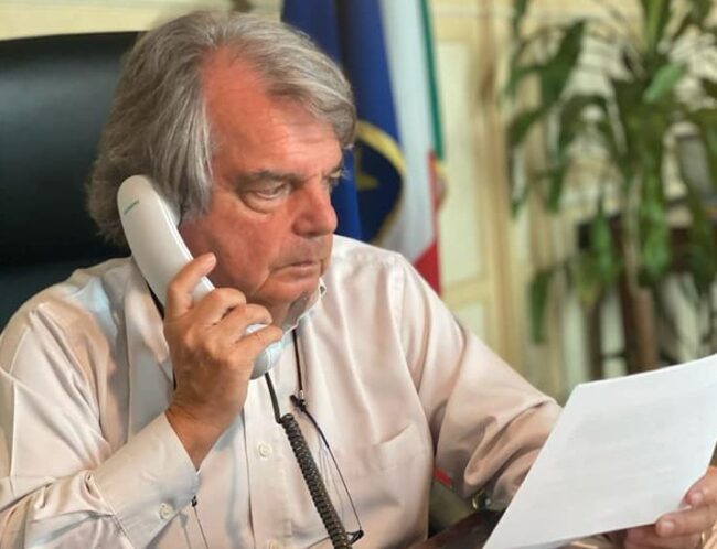 Stretta sullo smart working: i dipendenti pubblici verso il rientro in ufficio
