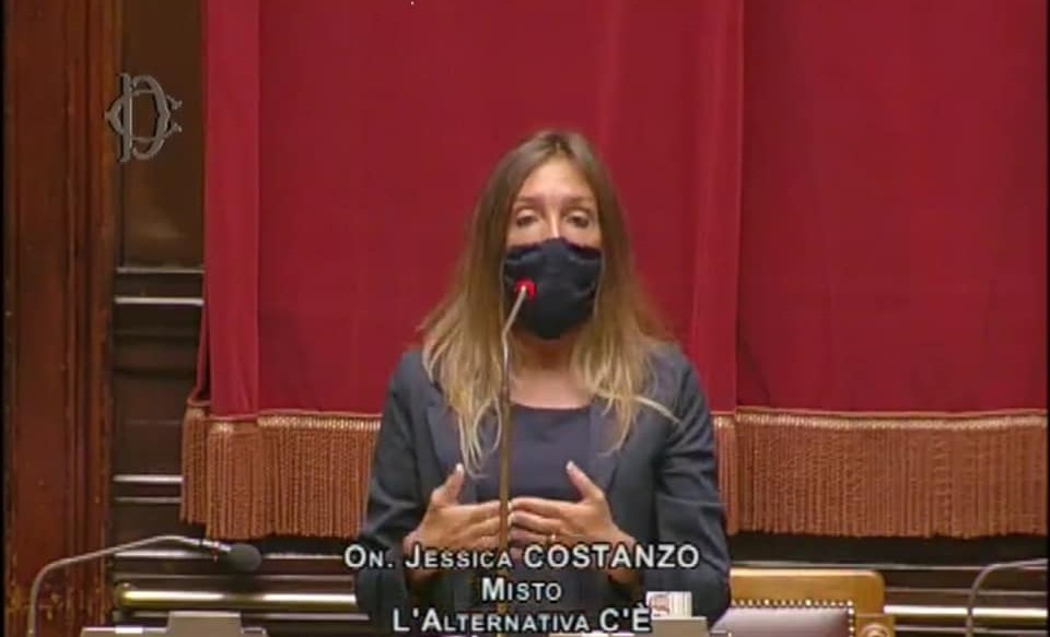 Jessica Costanzo: “Il Governo non ritiene utile sanificare l’aria per combattere il Covid-19”