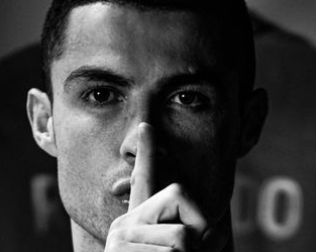 Ronaldo smonta il suo mito: "La mia vita è noiosa, mi sento perennemente in gabbia"