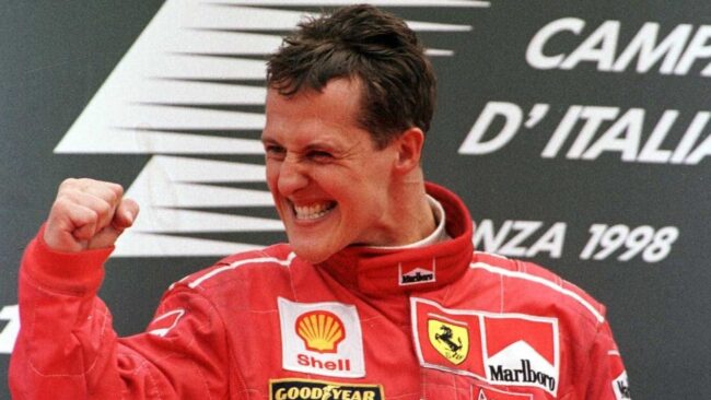 Schumacher, la moglie Corinna rompe un silenzio lungo 7 anni: “Quel giorno non era convinto di andare a sciare”