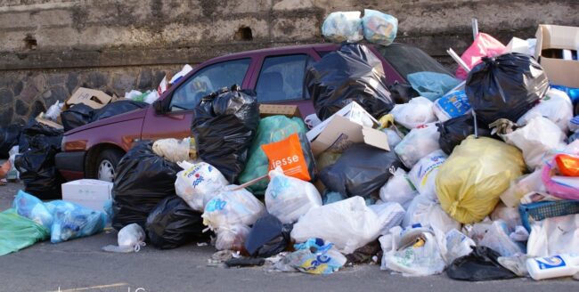 Discariche al collasso: entro tre anni saremo sommersi dai rifiuti