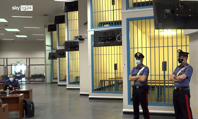 Trattativa Stato-Mafia, sentenza ribaltata: assolti Dell’Utri e ufficiali Ros