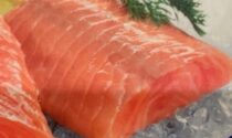 Data di scadenza sbagliata: Carrefour ritira tranci di salmone in tutta Italia