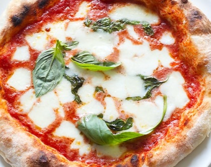 Qual è la migliore pizzeria d’Italia? Ecco le Top 50