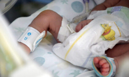 Anche un neonato in terapia intensiva per Covid: trasmesso nella gravidanza