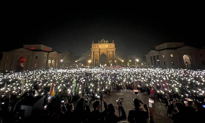 A Milano in diecimila in piazza per il Ddl Zan