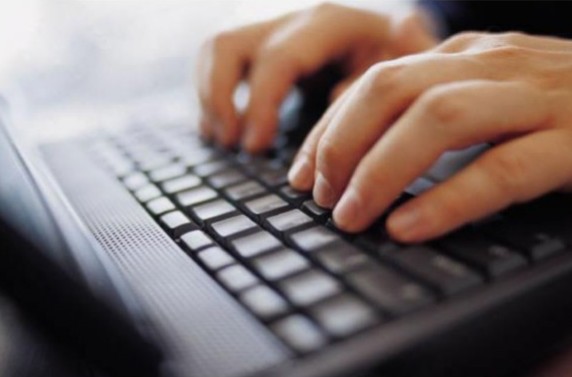Truffatore trasformista si finge donna, poi avvocato e infine maresciallo