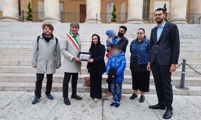 Minacciata dai talebani la “Soldato Jane dell’Afghanistan” trova la salvezza in Italia