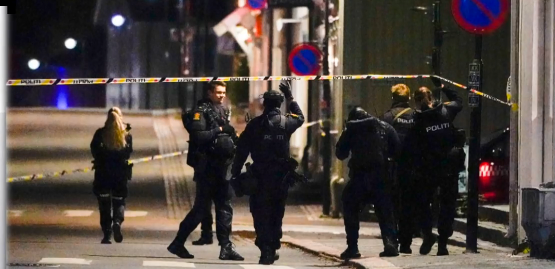 Strage in Norvegia in strada con arco e frecce. I servizi: “Terrorismo”