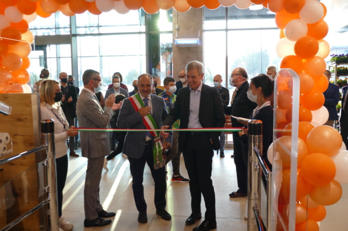 La qualità e la convenienza di Iperal arrivano a Carvico