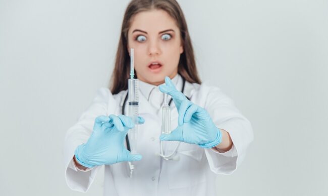Curava i tumori con l’omeopatia: dottoressa condannata per omicidio