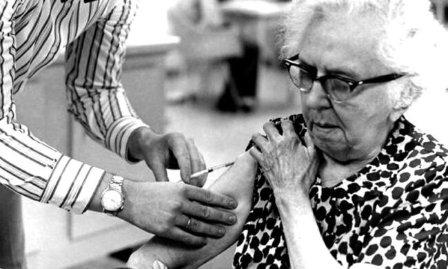 Vaccino Covid e antinfluenzale si possono fare insieme