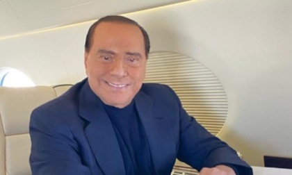 Silvio Berlusconi esce dalla Terapia intensiva