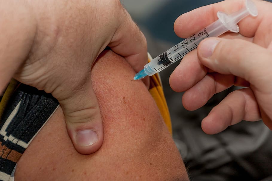 Over40, dal 22 novembre terza dose prenotabile sul portale della Regione Toscana