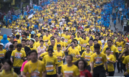 Non solo Gb, anche la Cina in allerta: dopo quella di Wuhan, salta anche la maratona di Pechino