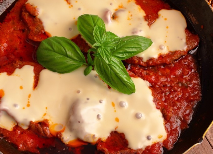 Bistecche alla pizzaiola