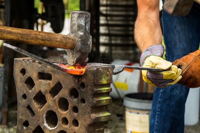 Lavoro, aumentano le assunzioni ma mancano i profili professionali: quali sono i più ricercati