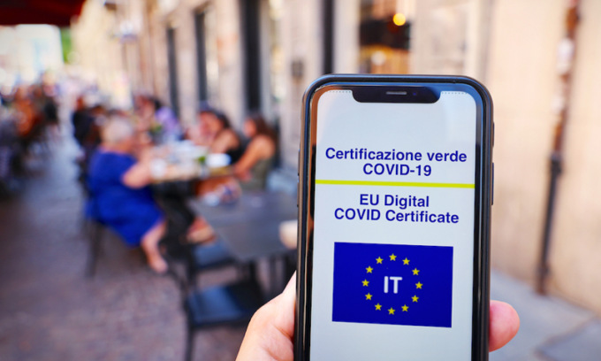 Super Green pass, il  Governo ha fretta. Oggi il decreto con le restrizioni per i non vaccinati