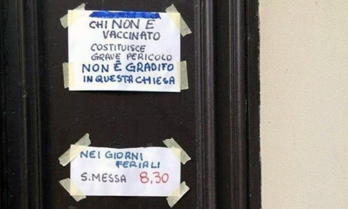 La Cei scomunica i No vax: “Irresponsabili contro Vangelo e Costituzione”