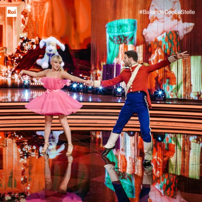 Ballando con le Stelle: vince Arisa, ma che polemiche! Morgan: “Selvaggia Lucarelli ruba lo stipendio”