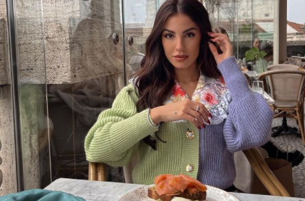 Le  (tante) ossessioni di Giulia De Lellis: dal cibo…alla camera da letto