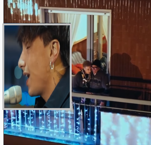 “Siete supereroi”: coppia sposata da 74 anni riceve una serenata dal cantante Ultimo