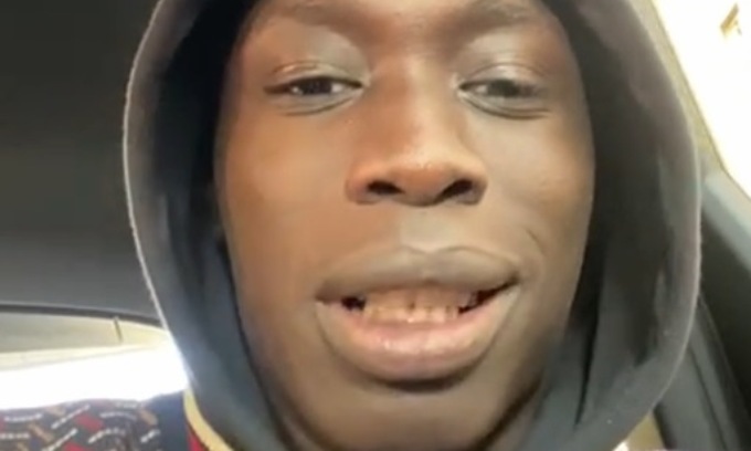 Khaby Lame, star mondiale di TikTok, testimonial di Netweek per una causa benefica
