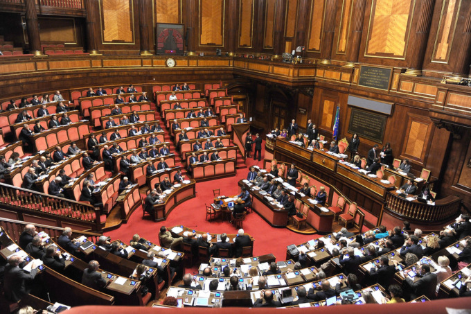Manovra, altra maratona notturna: pensioni, arriva “Quota 102”
