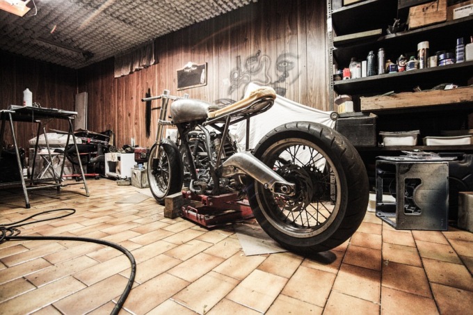 Mercato moto novembre, +16% sul 2019