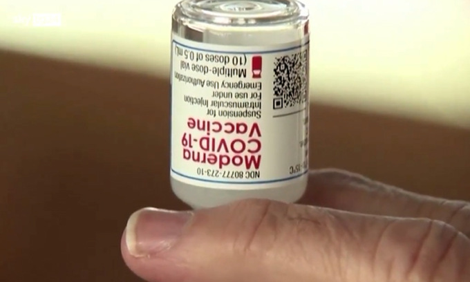 Iss:  “Con la terza dose protetti dalla variante sudafricana Omicron”