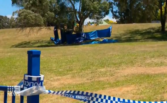 Castello gonfiabile si ribalta per colpa del vento: morti cinque bambini